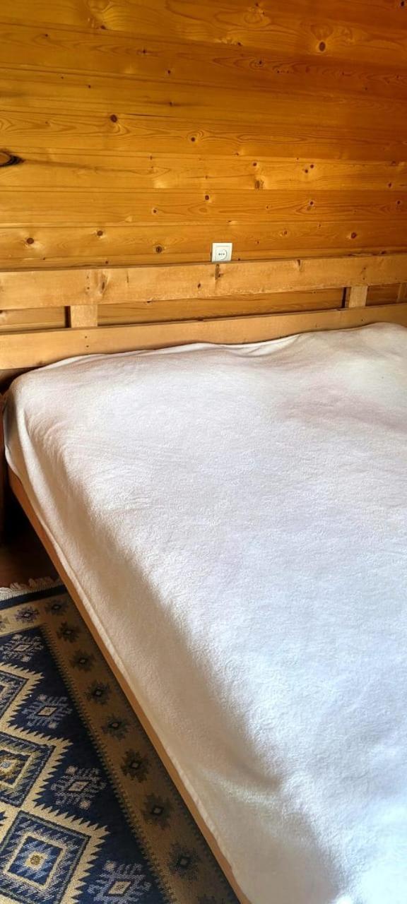 Guest House Guli 梅斯蒂亚 外观 照片