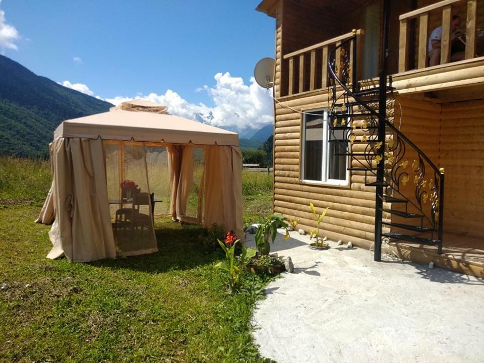 Guest House Guli 梅斯蒂亚 外观 照片